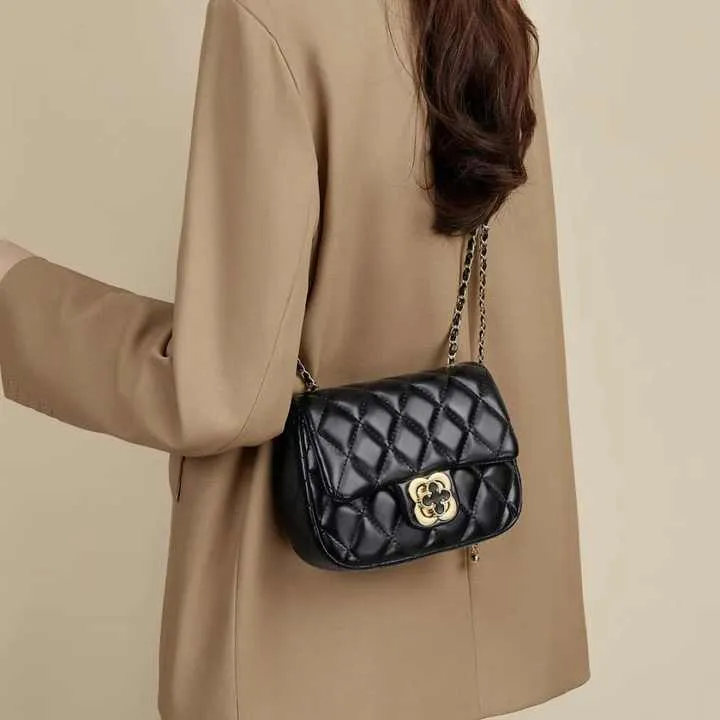 حقائب نسائيه - Women's bags