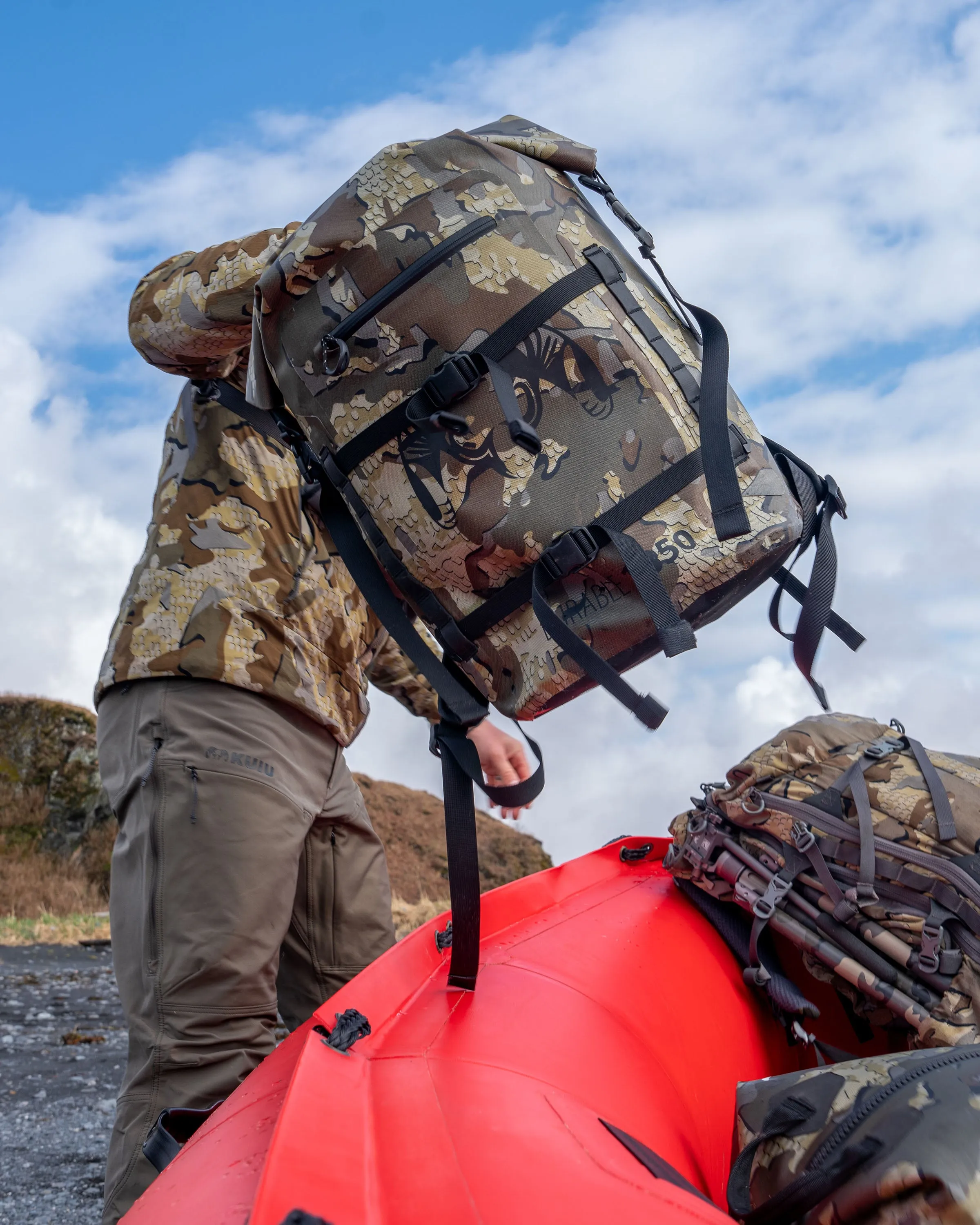 Karluk 3000 Roll Top Dry Backpack Set | Vias/Stone