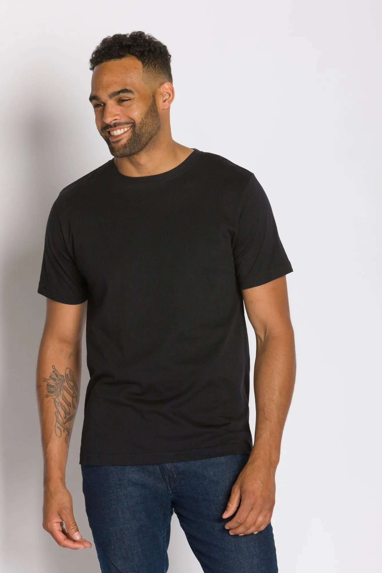 Tourist | Men's Anti-Stain Pocket-less Tee