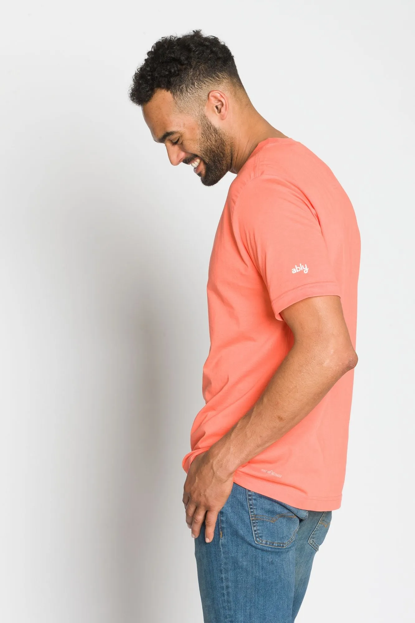 Tourist | Men's Anti-Stain Pocket-less Tee