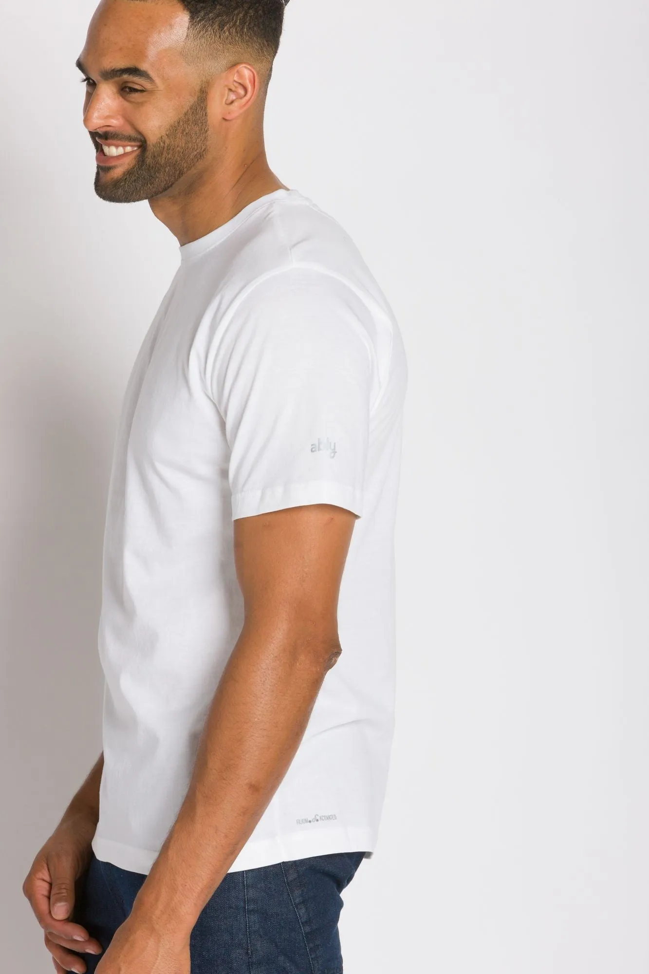 Tourist | Men's Anti-Stain Pocket-less Tee