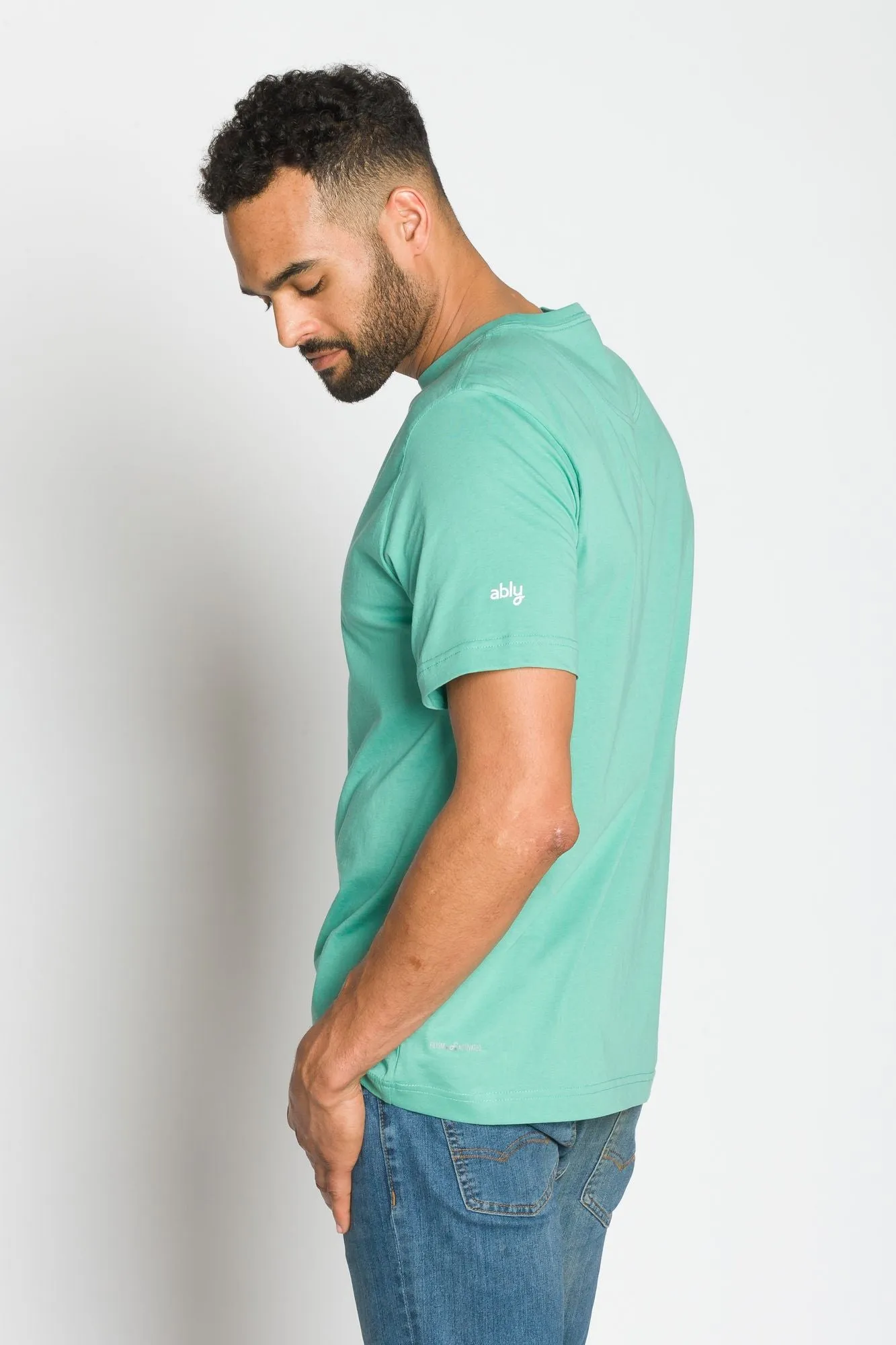 Tourist | Men's Anti-Stain Pocket-less Tee