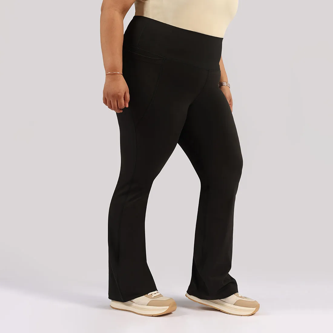 Ultimate Flare Pants Tall