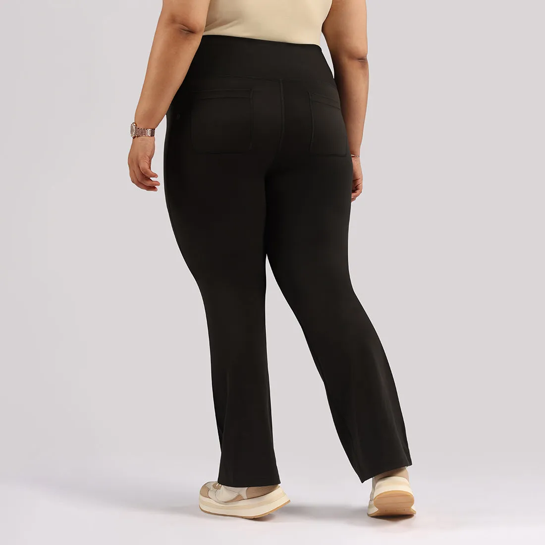 Ultimate Flare Pants Tall